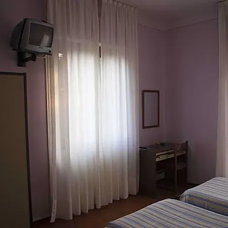 Otel La Genzianella Miasino